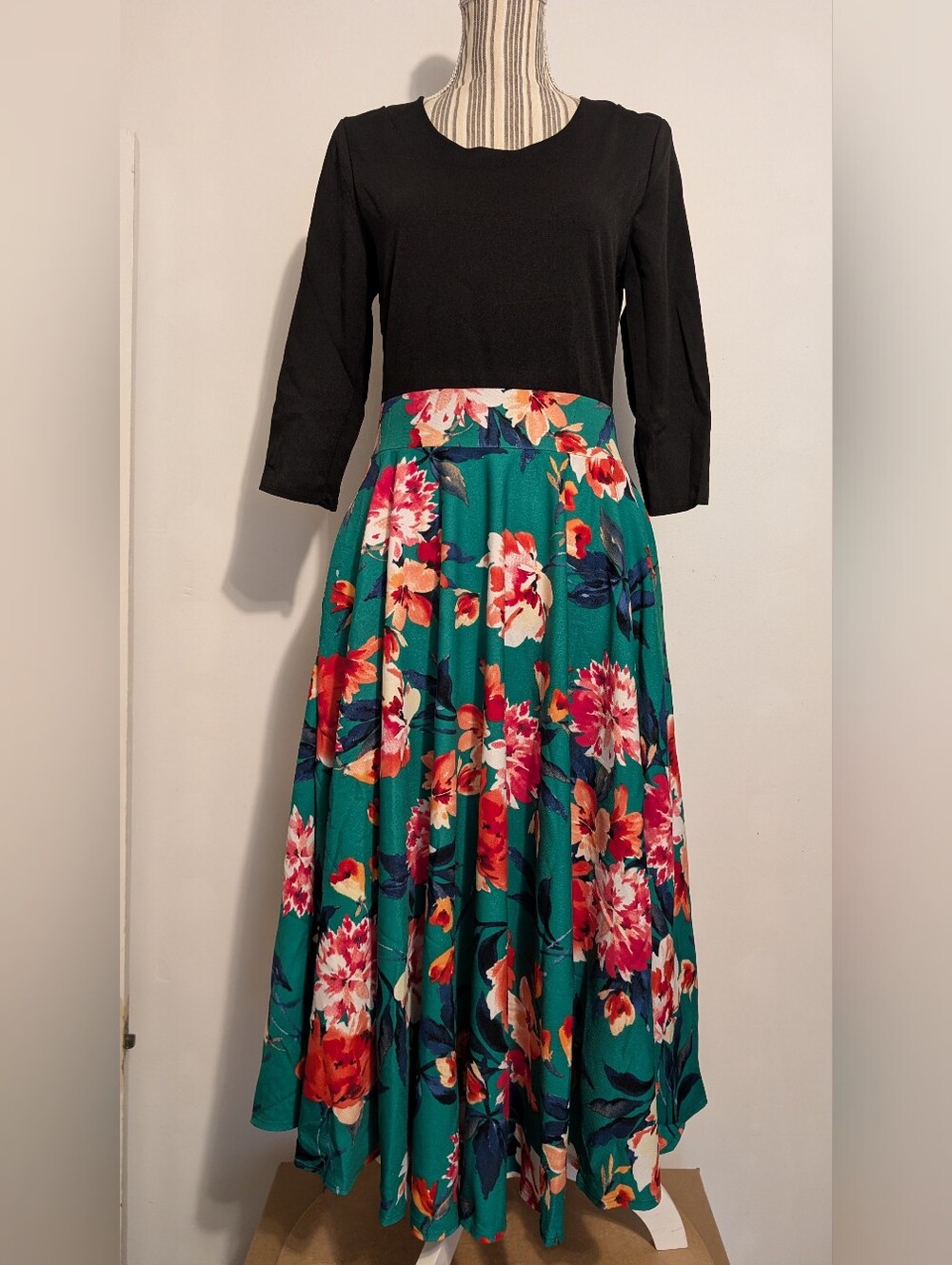 Janette Black Floral Midi Dress Women Small New Pockets